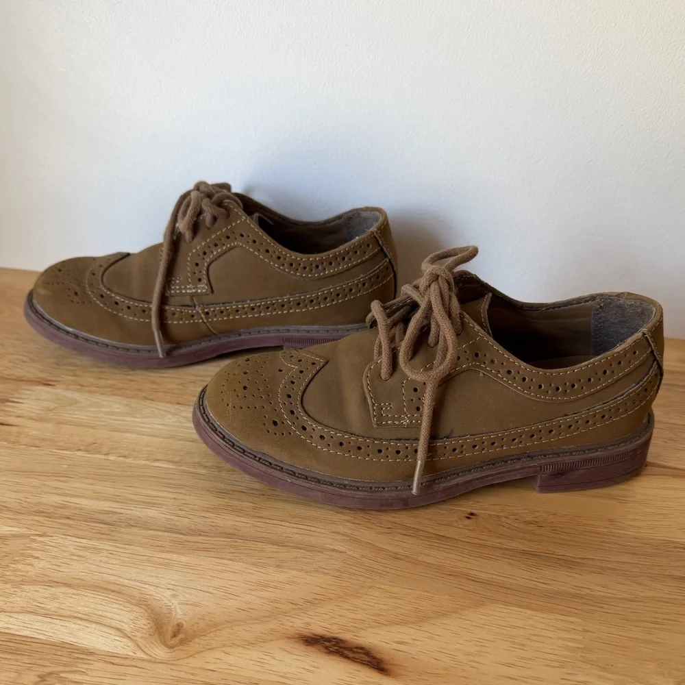 Boys dress shoes, size 13